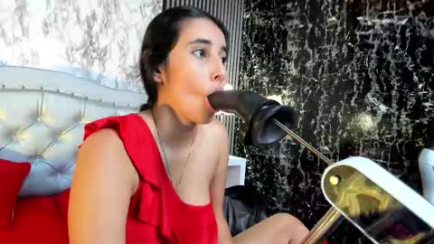 Victoria Houston  online show from 10.20.25