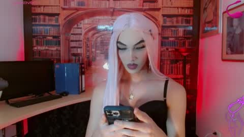 Victoria online show from 05.19.26