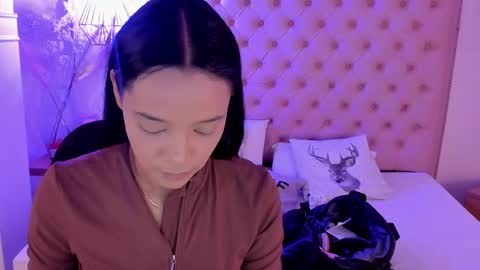 Snapshot of victoria_kitt chatting on 09.17.25 victoria_kitt online show from 09.17.25