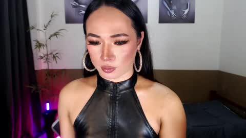 Victoria online show from 04.21.26
