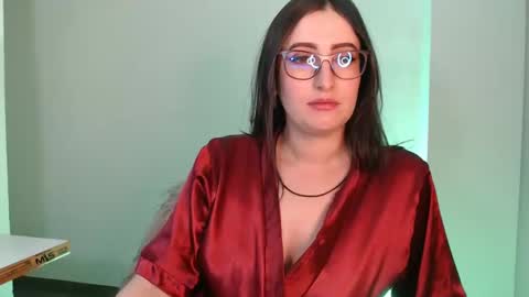 Victoria online show from 01.04.25