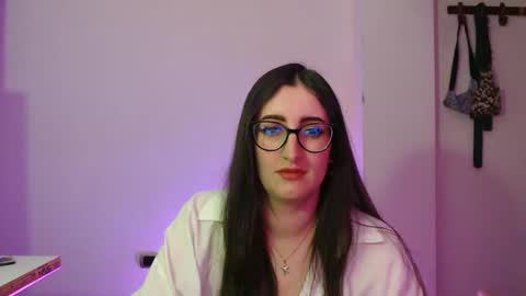 Victoria online show from 10.29.25