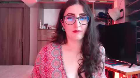 Victoria online show from 04.22.26