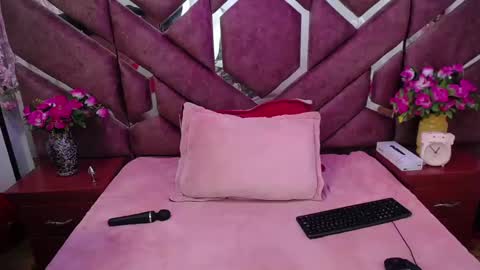 Victoria online show from 03.03.25