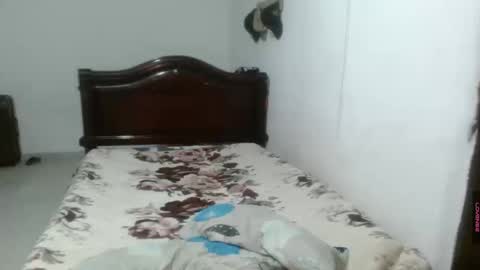 Snapshot of victoria_salas1 chatting on 09.08.25 victoria online show from 09.08.25