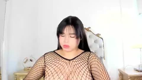 victoria  online show from 06.16.26