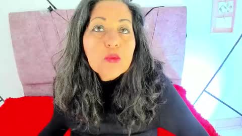 victoriaa_anderson_ online show from 02.05.26