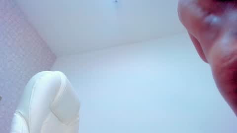 Snapshot of victoriaa_millers chatting on 12.30.24 Victoria Sofia online show from 12.30.24