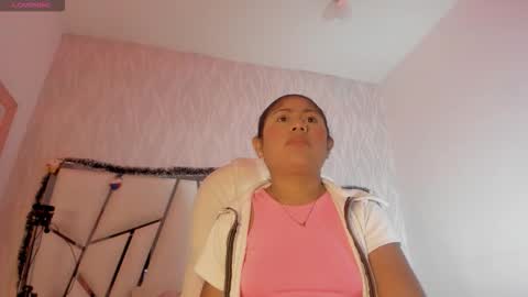 Victoria Sofia online show from 12.15.25