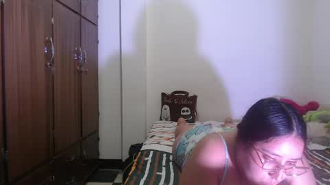 Victoria Silva online show from 05.22.26