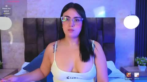 Victoria Andrade online show from 06.03.26