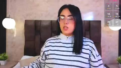 Victoria Andrade online show from 06.11.26