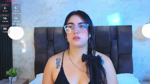 Victoria Andrade online show from 06.24.26