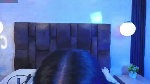 Victoria Andrade online show from 06.25.26