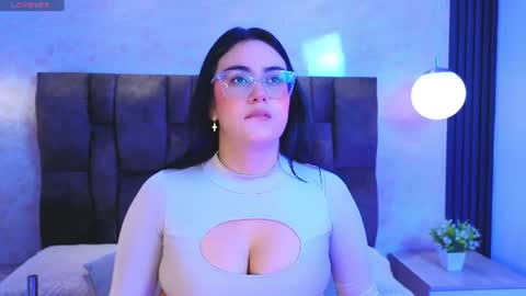 Victoria Andrade online show from 07.01.26
