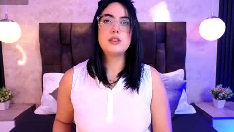 Victoria Andrade online show from 07.27.26