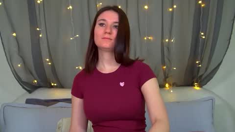 Victoria online show from 11.17.25