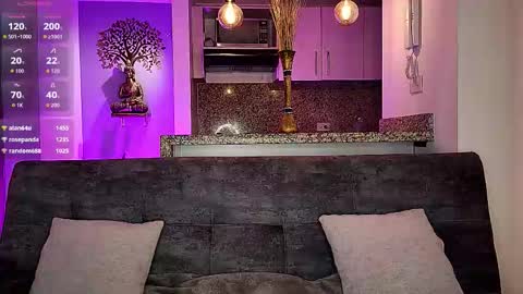 Snapshot of victoriabathory chatting on 10.15.25 Tory online show from 10.15.25