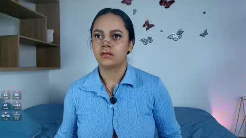 Snapshot of victoriablack_ chatting on 12.21.25 Victoria online show from 12.21.25