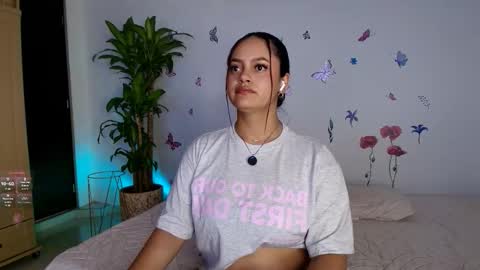 Snapshot of victoriablack_ chatting on 02.20.26 Victoria online show from 02.20.26