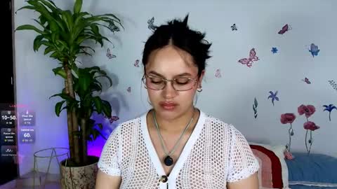 Victoria online show from 05.20.26
