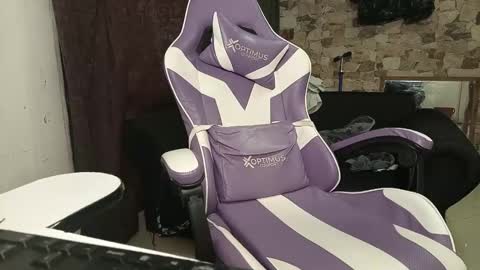 Victoria Cox online show from 09.29.25