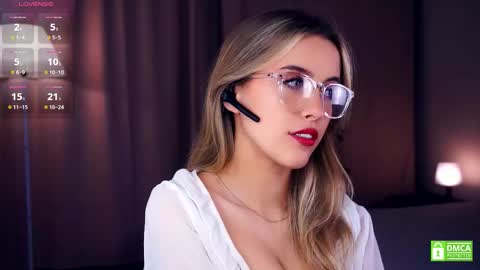 Anasteisha  Day Helen  Night online show from 09.12.25