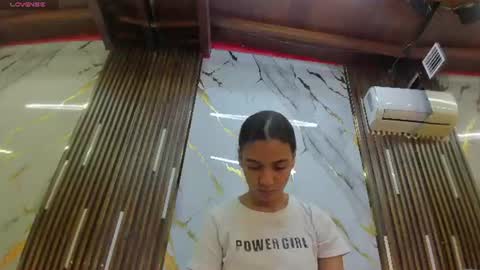 Victoria  online show from 06.15.26