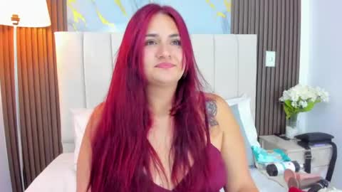 Snapshot of victoriaguzman_ chatting on 06.10.26 Victoria online show from 06.10.26