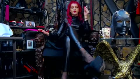 Victoria Heller online show from 01.30.25