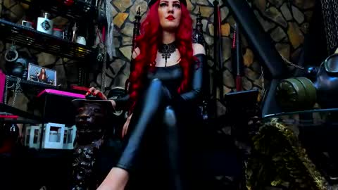 Victoria Heller online show from 09.11.25