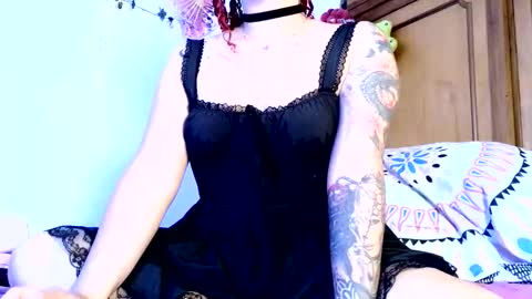 Snapshot of victoriajamesx chatting on 05.30.26 Victoria online show from 05.30.26