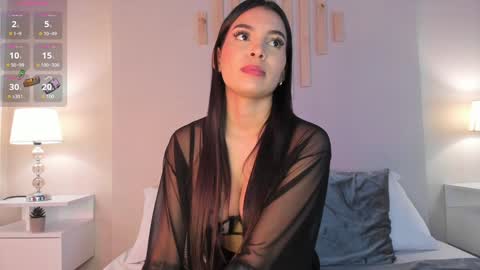 Snapshot of victorianoah_ chatting on 01.17.25 Victoria online show from 01.17.25