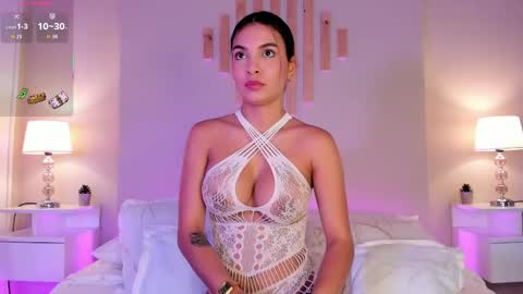Victoria online show from 04.22.26