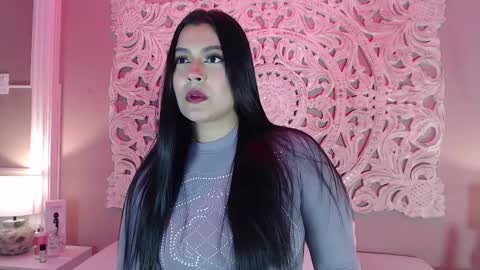 Snapshot of victoriapowell chatting on 09.16.25 Victoria online show from 09.16.25