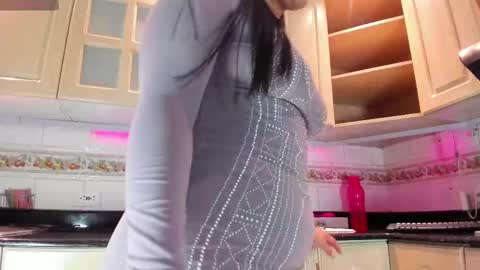 Snapshot of victoriapowell chatting on 10.04.25 Victoria online show from 10.04.25