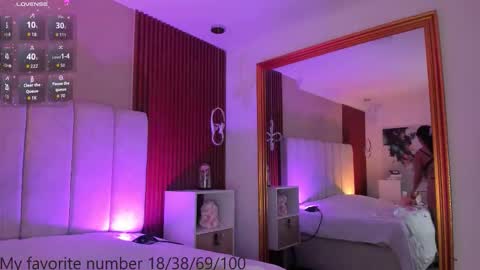 Maria Victoria online show from 09.17.25