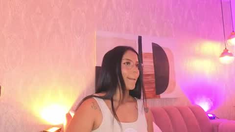 Maria Victoria online show from 05.29.26