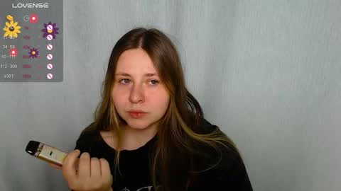 victoriassecrets_ online show from 10.27.25