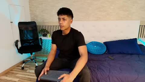 Snapshot of victorycassus chatting on 11.13.25 Victory online show from 11.13.25