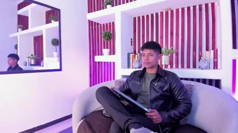 Snapshot of victorycassus chatting on 11.20.25 Victory online show from 11.20.25