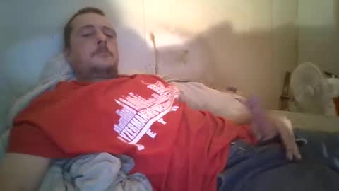 Snapshot of vids1977 chatting on 01.05.25 vids1977 online show from 01.05.25