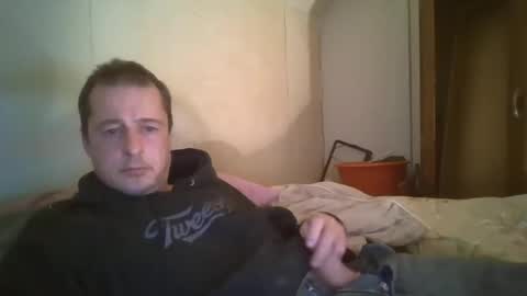 Snapshot of vids1977 chatting on 01.22.25 vids1977 online show from 01.22.25