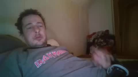 Snapshot of vids1977 chatting on 03.07.25 vids1977 online show from 03.07.25