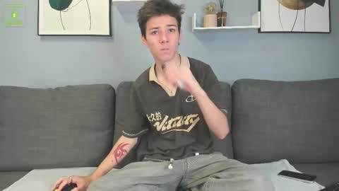 Snapshot of viego_pattel chatting on 10.04.25 Viego Pattel online show from 10.04.25
