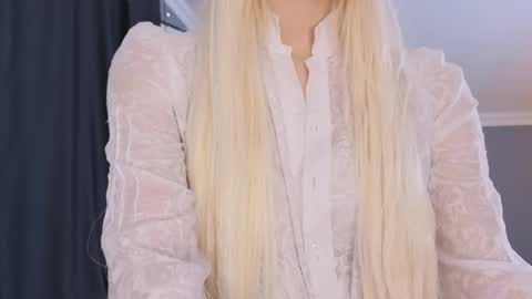 Eva online show from 04.24.26