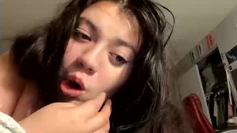 viennavisabelle online show from 10.12.25