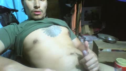 Snapshot of viernes1010 chatting on 04.16.26 viernes1010 online show from 04.16.26