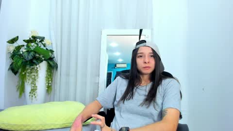 viictoriiasaenz online show from 05.01.26