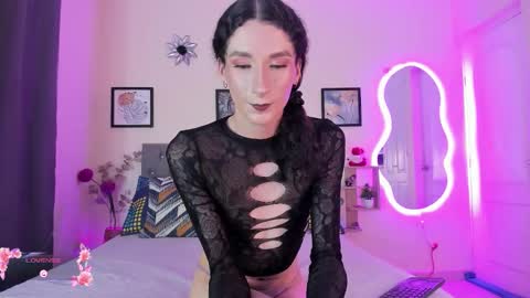 Violet online show from 02.02.26